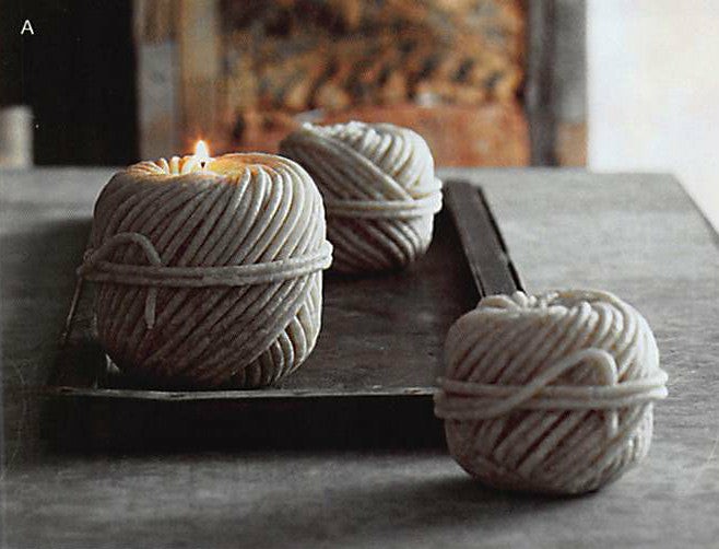 Round Vintage Bell O’ Twine Candle