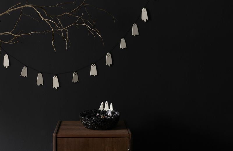 Spooky Ghost Garland