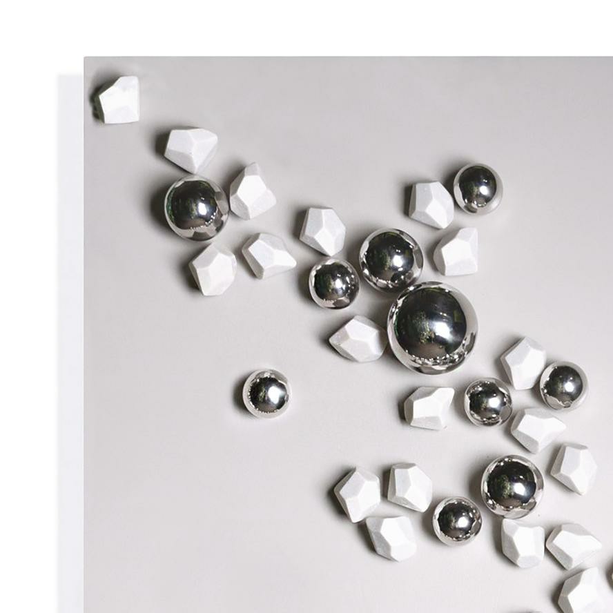 Wall Play Substrate, “Silver O